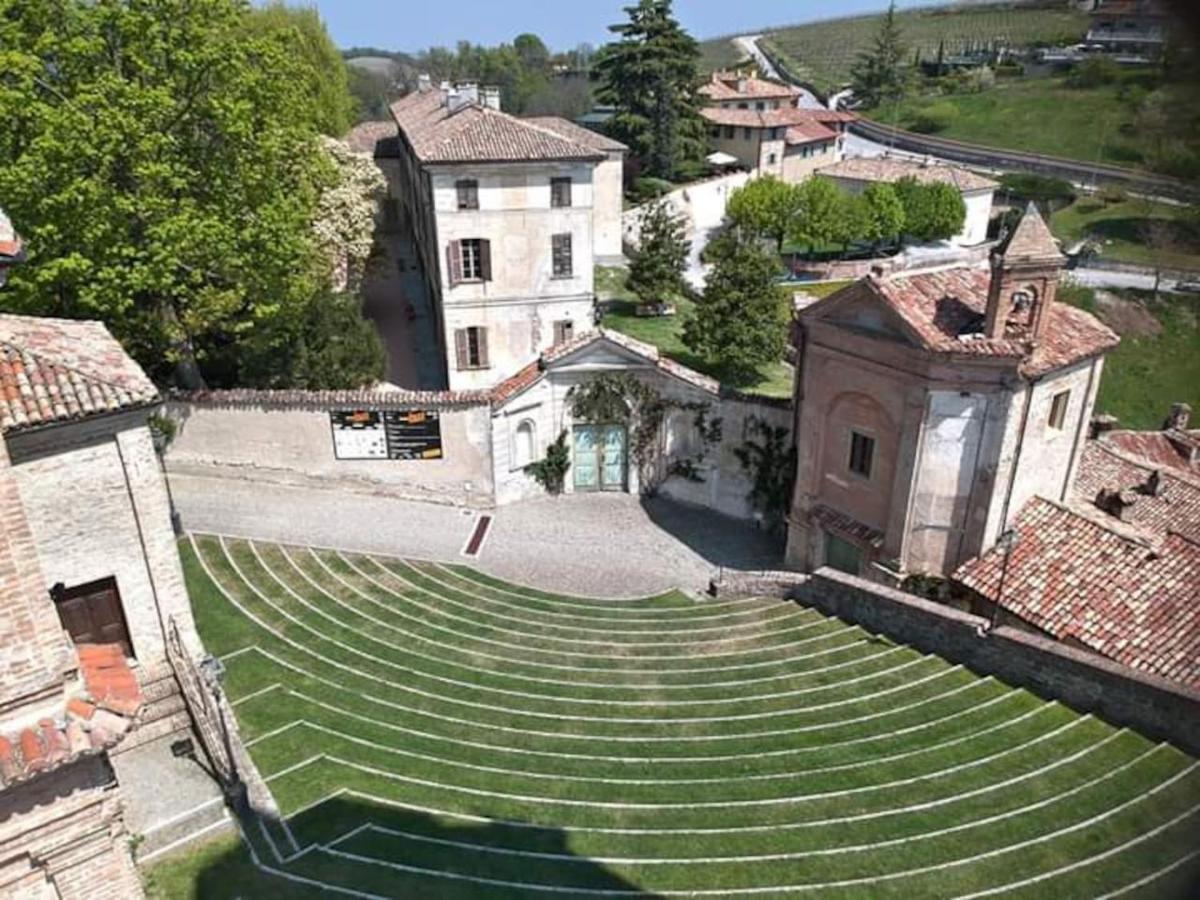 Langhe Belvedere Apartment Monforte D'Alba Exterior photo