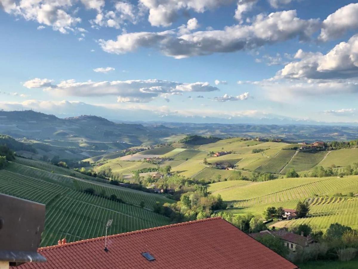 Langhe Belvedere Apartment Monforte D'Alba Exterior photo