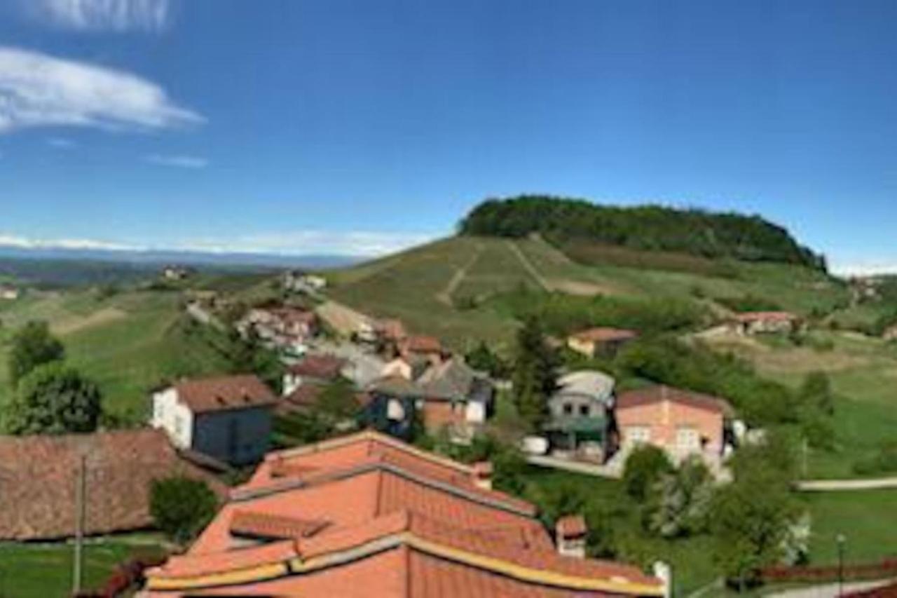 Langhe Belvedere Apartment Monforte D'Alba Exterior photo